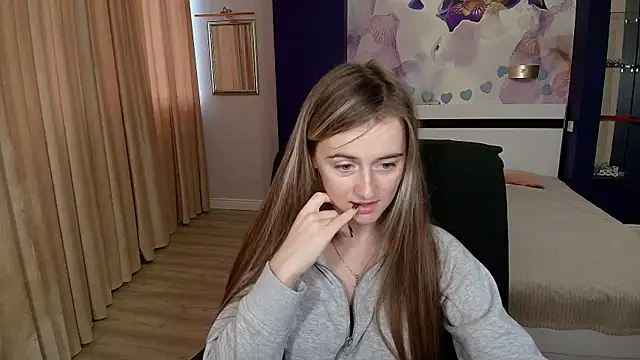 Snapshot of StasyStew chatting on October 17, 8:50 am StasyStew online show from October 17, 8:50 am