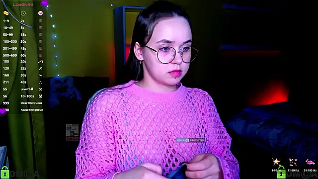 Lilysweet13 online show from March 18, 12:04 am