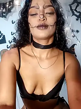 Snapshot of Aphrodite-777 chatting on October 23, 1:44 am Aphrodite-777 online show from October 23, 1:44 am