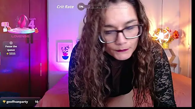 Rose Thompson1 online show from October 1, 3:28 pm