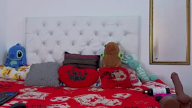 megan stathann online show from January 11, 9:09 pm