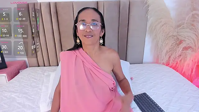 Snapshot of jashh_ chatting on October 25, 7:21 pm jashh  online show from October 25, 7:21 pm