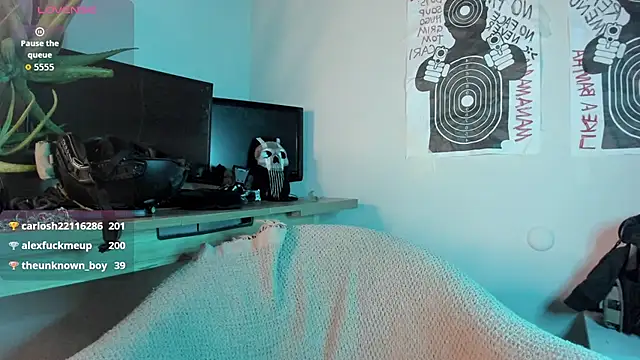 Snapshot of cos_operator chatting on September 27, 8:38 pm cos operator online show from September 27, 8:38 pm