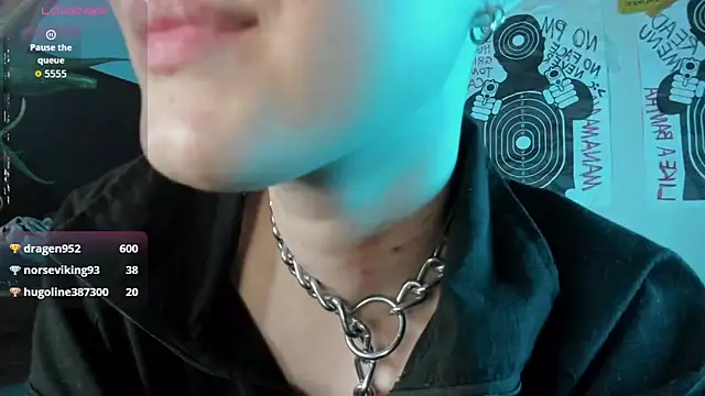 Snapshot of cos_operator chatting on September 30, 8:57 pm cos operator online show from September 30, 8:57 pm