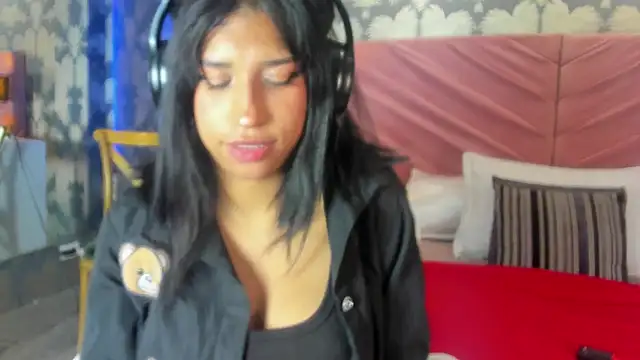 Snapshot of Karin_Ks chatting on October 25, 7:43 pm Karin Ks online show from October 25, 7:43 pm