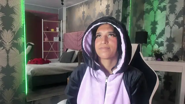 Snapshot of Karin_Ks chatting on October 6, 7:07 pm Karin Ks online show from October 6, 7:07 pm