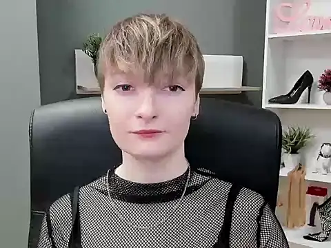 hottieBlair online show from October 30, 7:33 am