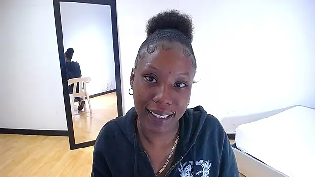 Snapshot of goldenn_ass1 chatting on September 27, 3:36 am goldenn ass1 online show from September 27, 3:36 am