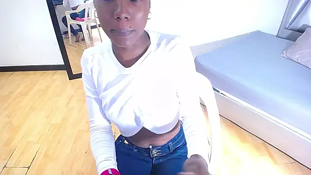 Snapshot of goldenn_ass1 chatting on September 30, 3:34 am goldenn ass1 online show from September 30, 3:34 am