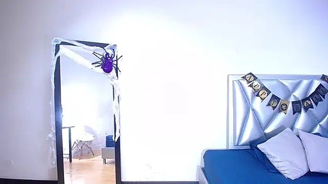 Snapshot of goldenn_ass1 chatting on October 28, 3:45 am goldenn ass1 online show from October 28, 3:45 am