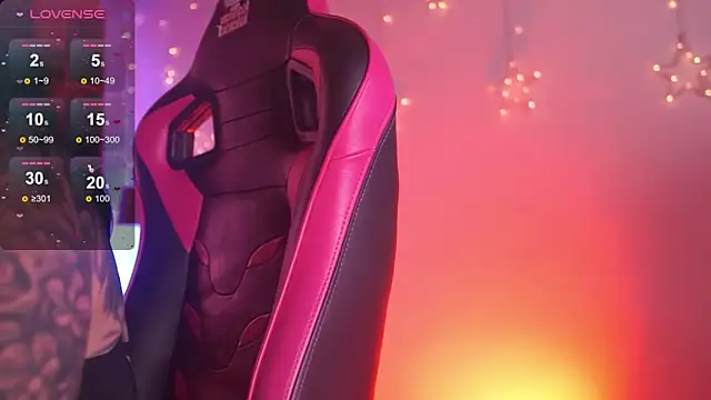 Madison Mayer online show from March 13, 3:46 pm