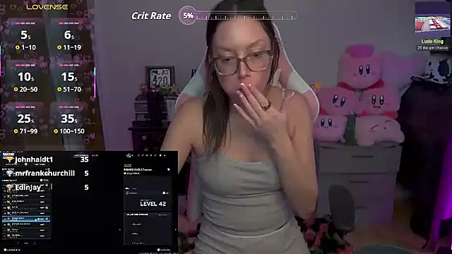 SpaceCowWhore online show from March 18, 5:51 pm