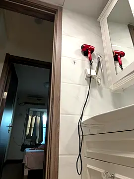 Snapshot of aa520uv chatting on October 17, 8:50 am aa520uv online show from October 17, 8:50 am