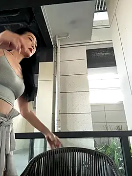 linger-23 online show from September 28, 6:42 am