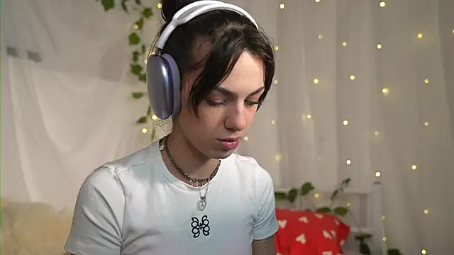 mystica  online show from September 20, 10:13 am