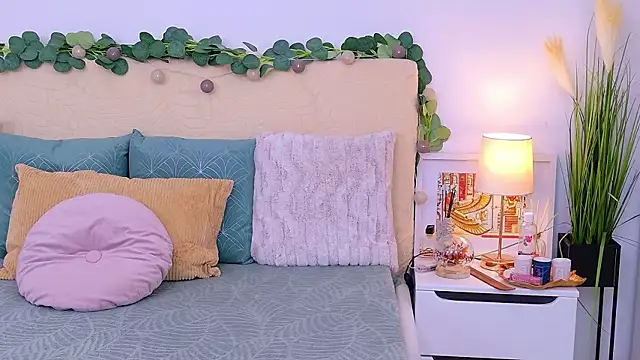 Snapshot of CelineReys chatting on September 13, 6:05 pm CelineReys online show from September 13, 6:05 pm