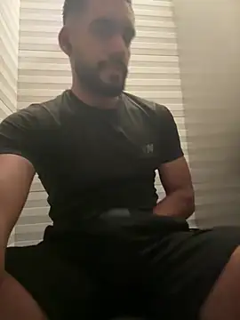 Leon  Hart  online show from July 8, 9:17 pm