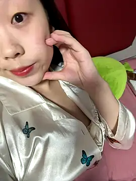 Minnie-66 online show from October 21, 1:26 pm