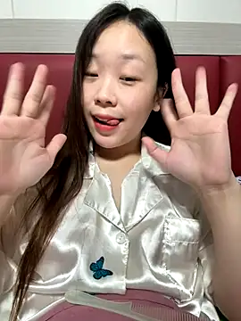 Minnie-66 online show from October 13, 10:29 am