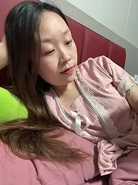 Minnie-66 online show from October 2, 12:21 pm