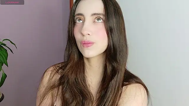 Rebbecawhite meow online show from April 17, 6:21 pm