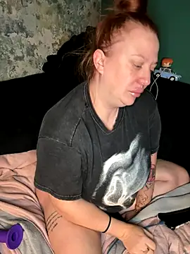 Snapshot of XxXMistyXxX chatting on November 1, 11:41 pm XxXMistyXxX online show from November 1, 11:41 pm