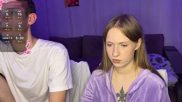 Romanhavesweetydick777 online show from October 21, 5:17 pm