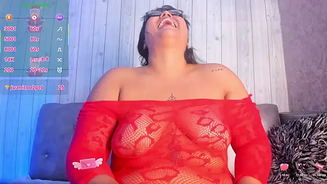 DianaGom online show from December 18, 1:05 pm