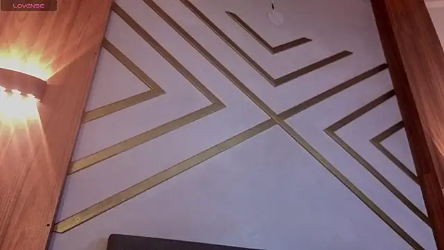 mia gatess online show from October 14, 7:27 pm