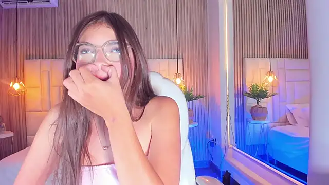 DulceVela  online show from September 8, 11:48 pm