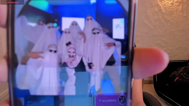 Snapshot of AmaliaCrus chatting on November 1, 9:41 pm AmaliaCrus online show from November 1, 9:41 pm