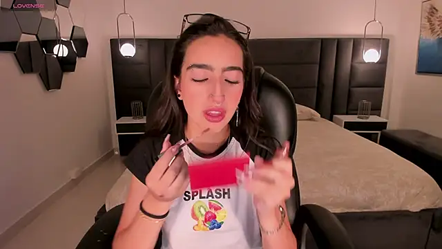 LarisaSmirnov online show from March 4, 3:57 am