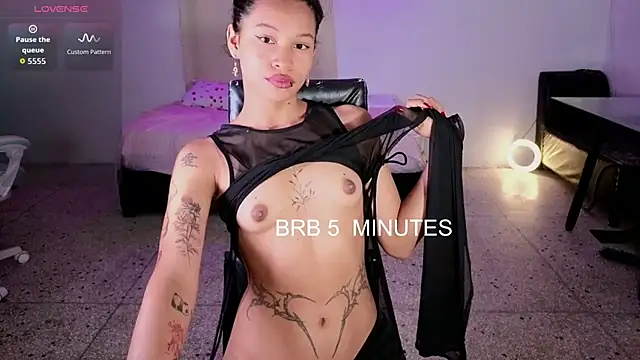 eleselas online show from October 8, 11:53 pm