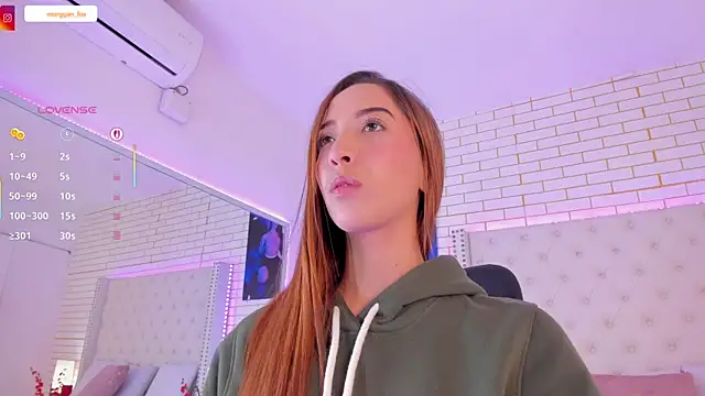 Morggan Fox  online show from April 7, 4:47 am