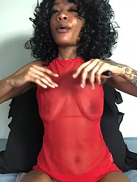 Snapshot of Miss__Mandy chatting on October 31, 7:18 pm Miss  Mandy online show from October 31, 7:18 pm