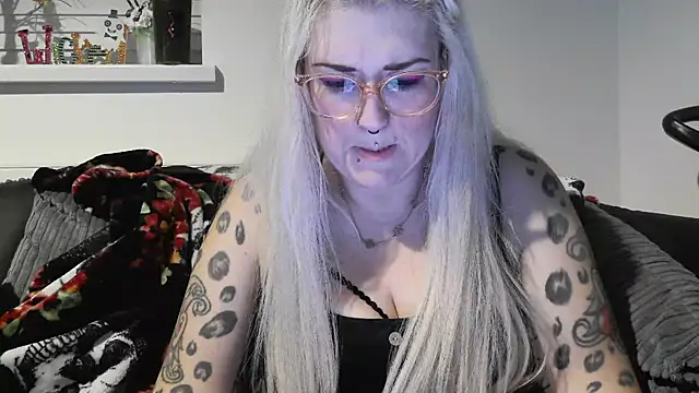 Sizzling Indie36 online show from October 20, 7:50 pm