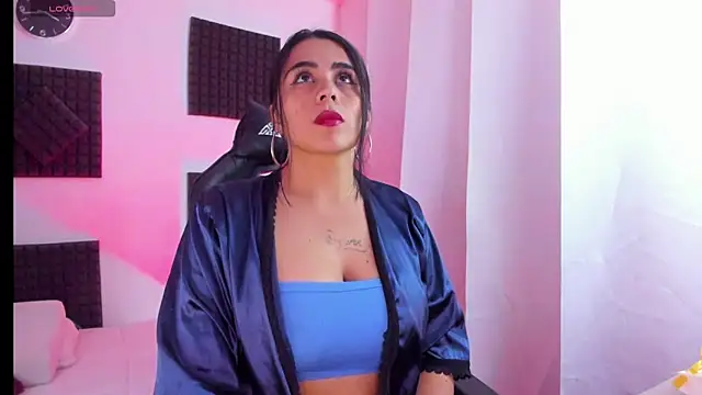 Snapshot of hannarusso chatting on September 30, 8:46 pm hannarusso online show from September 30, 8:46 pm