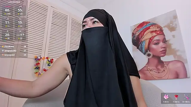 Snapshot of Layla_arabelle chatting on October 5, 10:37 pm Layla arabelle online show from October 5, 10:37 pm