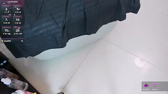 Snapshot of Layla_arabelle chatting on October 14, 8:55 pm Layla arabelle online show from October 14, 8:55 pm