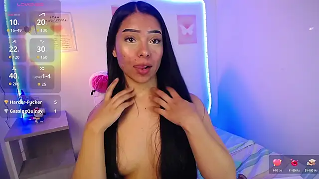 Snapshot of Emilybutterfly1 chatting on October 11, 9:28 pm Emilybutterfly1 online show from October 11, 9:28 pm