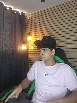 317894 online show from March 20, 10:25 pm