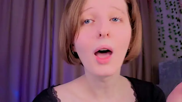 c0ralynx online show from March 4, 6:36 pm