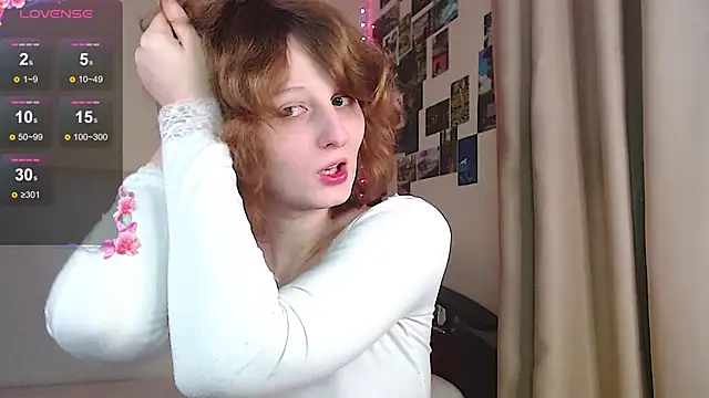 Snapshot of c0ralynx chatting on October 4, 9:19 pm c0ralynx online show from October 4, 9:19 pm