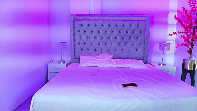 Lia adamsss online show from October 1, 3:00 am