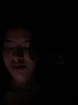 andrea gomes  online show from January 9, 8:41 am