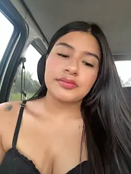 andrea gomes  online show from March 22, 6:14 pm