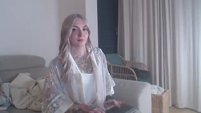 tattoobbgirl online show from November 25, 6:42 pm