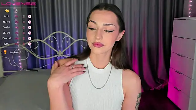 Snapshot of LilFlexxy chatting on October 10, 11:59 am LilFlexxy online show from October 10, 11:59 am