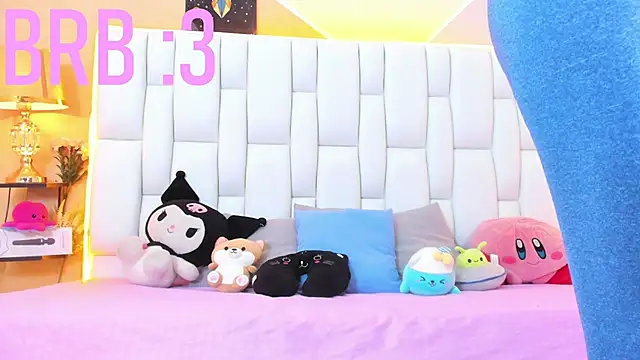 Snapshot of cherryboom23 chatting on October 20, 7:39 pm cherryboom23 online show from October 20, 7:39 pm