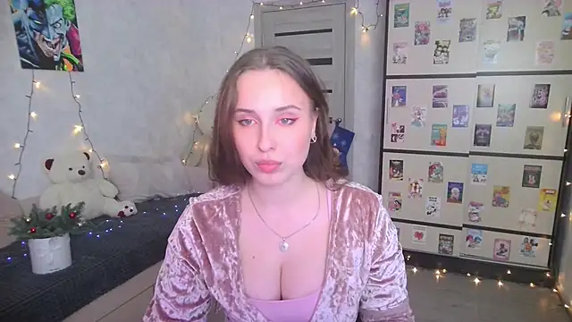 BarbiePieer online show from December 19, 3:04 pm